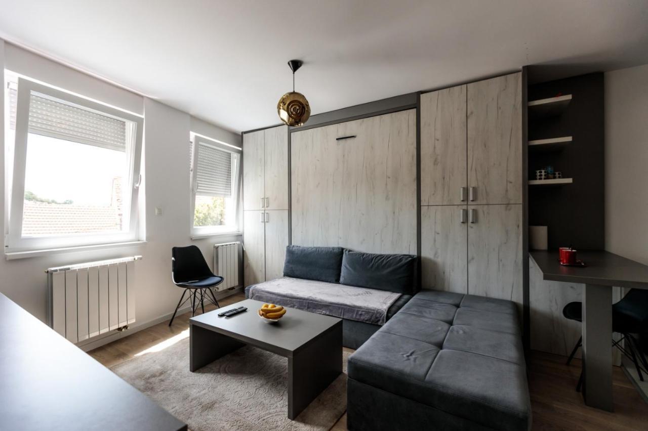 Apartman Skver Tuzla Esterno foto