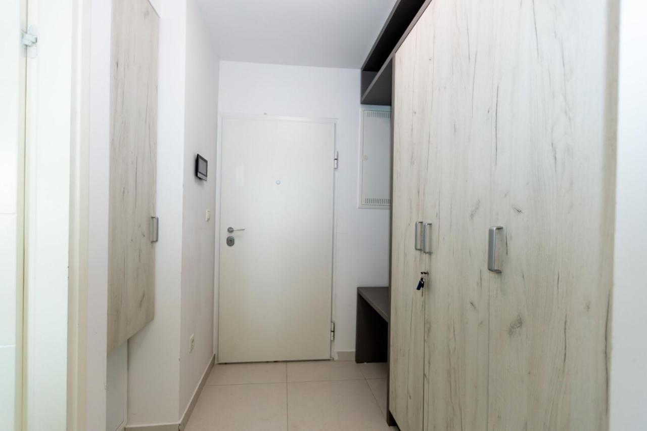 Apartman Skver Tuzla Esterno foto