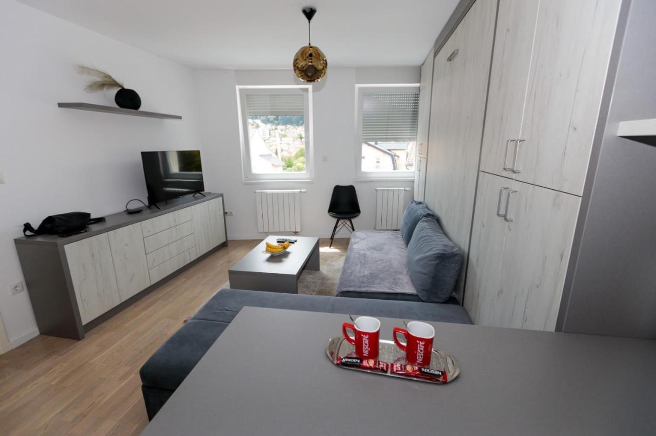 Apartman Skver Tuzla Esterno foto